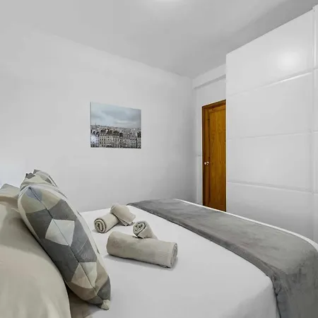 Апартаменты Holyhome Mills 1113 *