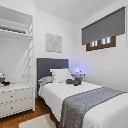 Holyhome Mills 1113 Апартаменты Коста-Тегисе