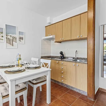 Apartment Holyhome Mills 1113 *